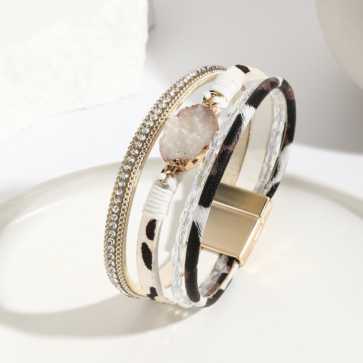 Lederarmband mehrreihig Damen Leo beige KARMA