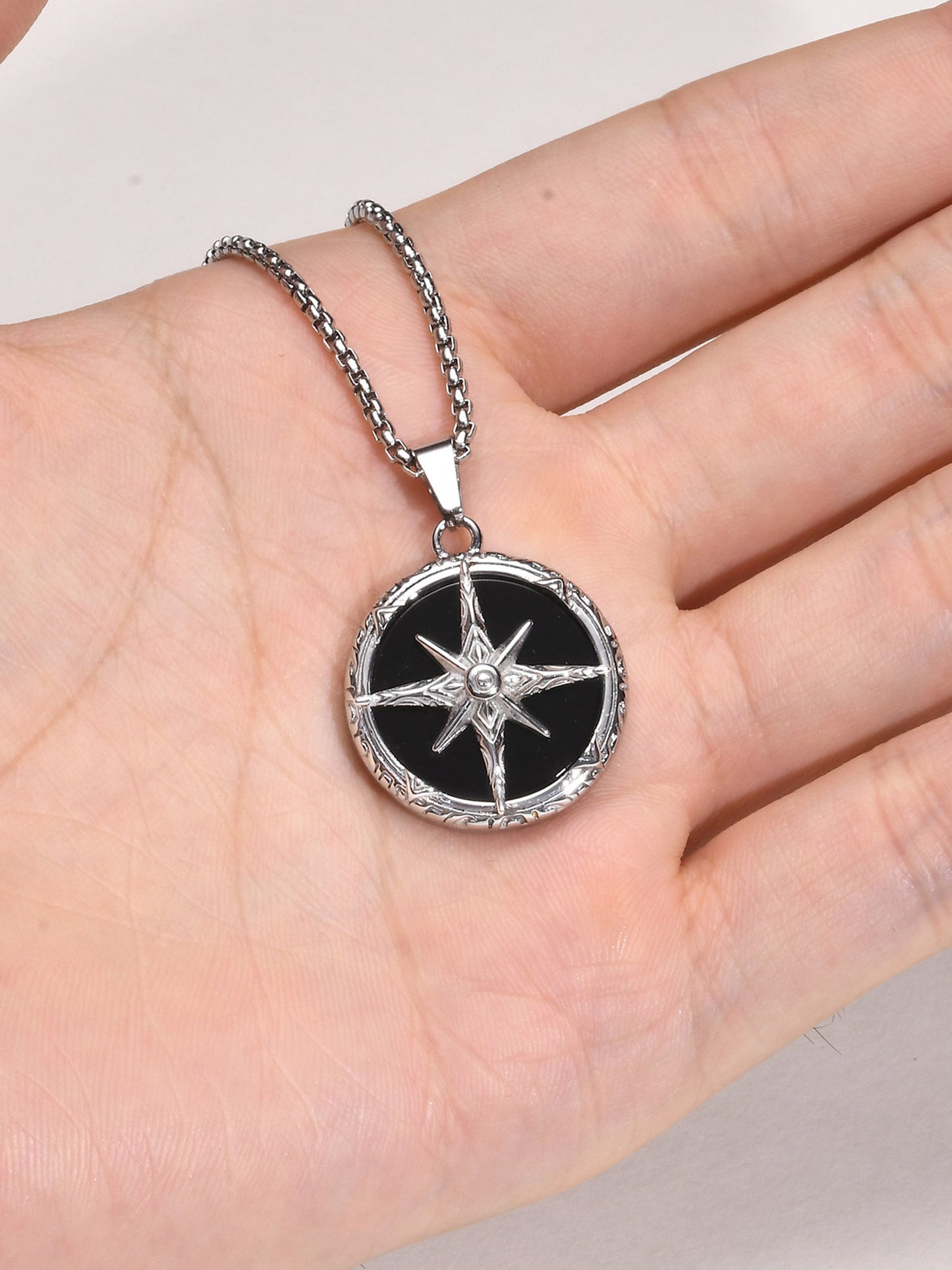 Halskette mit Kompass Anhänger für Herren aus Edelstahl KARMA