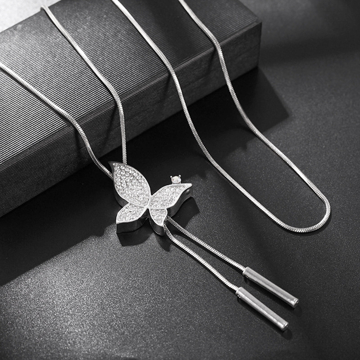 Lange Halskette Silber Schmetterling KARMA