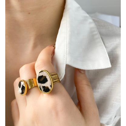 Ring Edelstahl vergoldet Kunstfell oval Damen KARMA