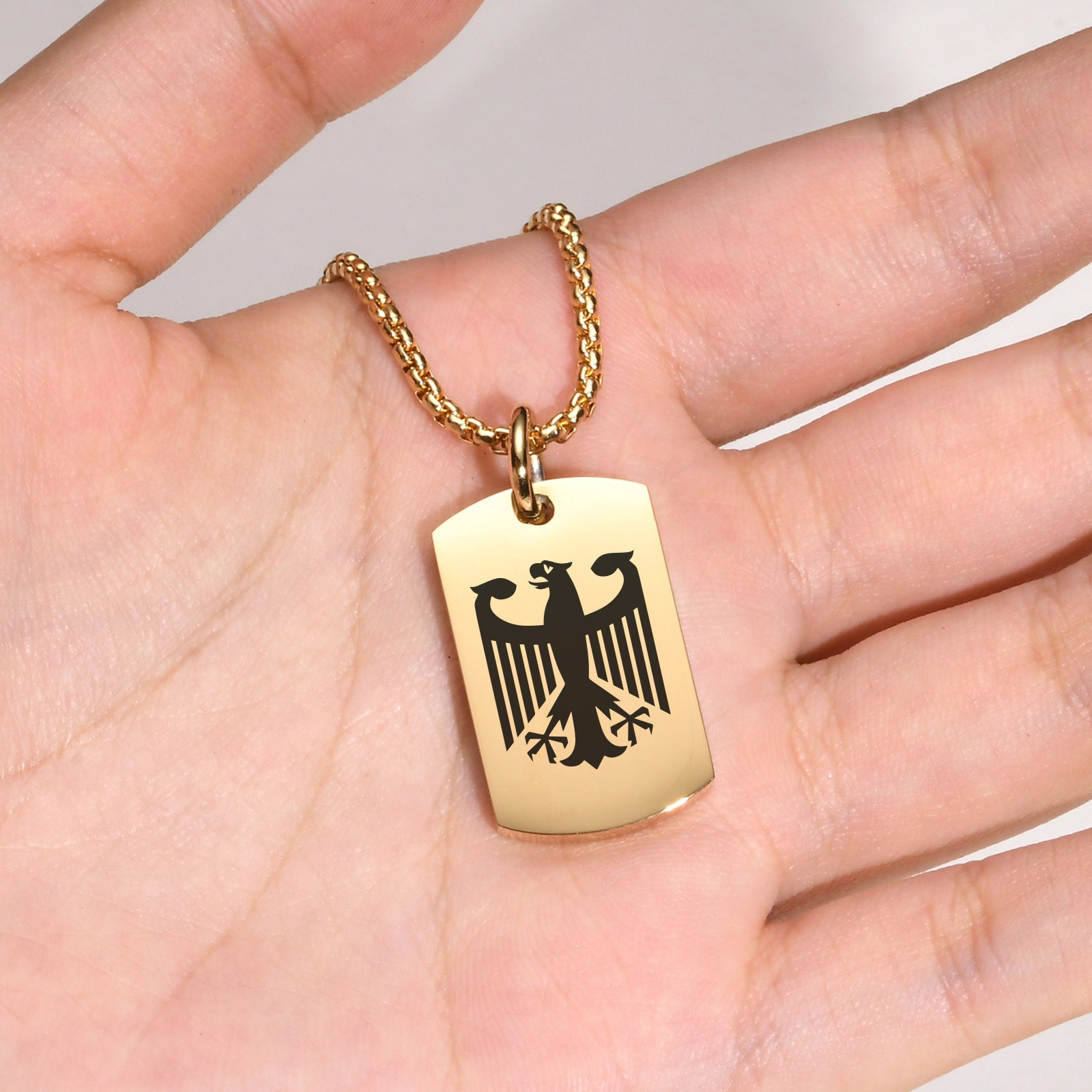 Halskette Adler Gold Edelstahl modern Herren Kette wasserfest hypoallergen Karma