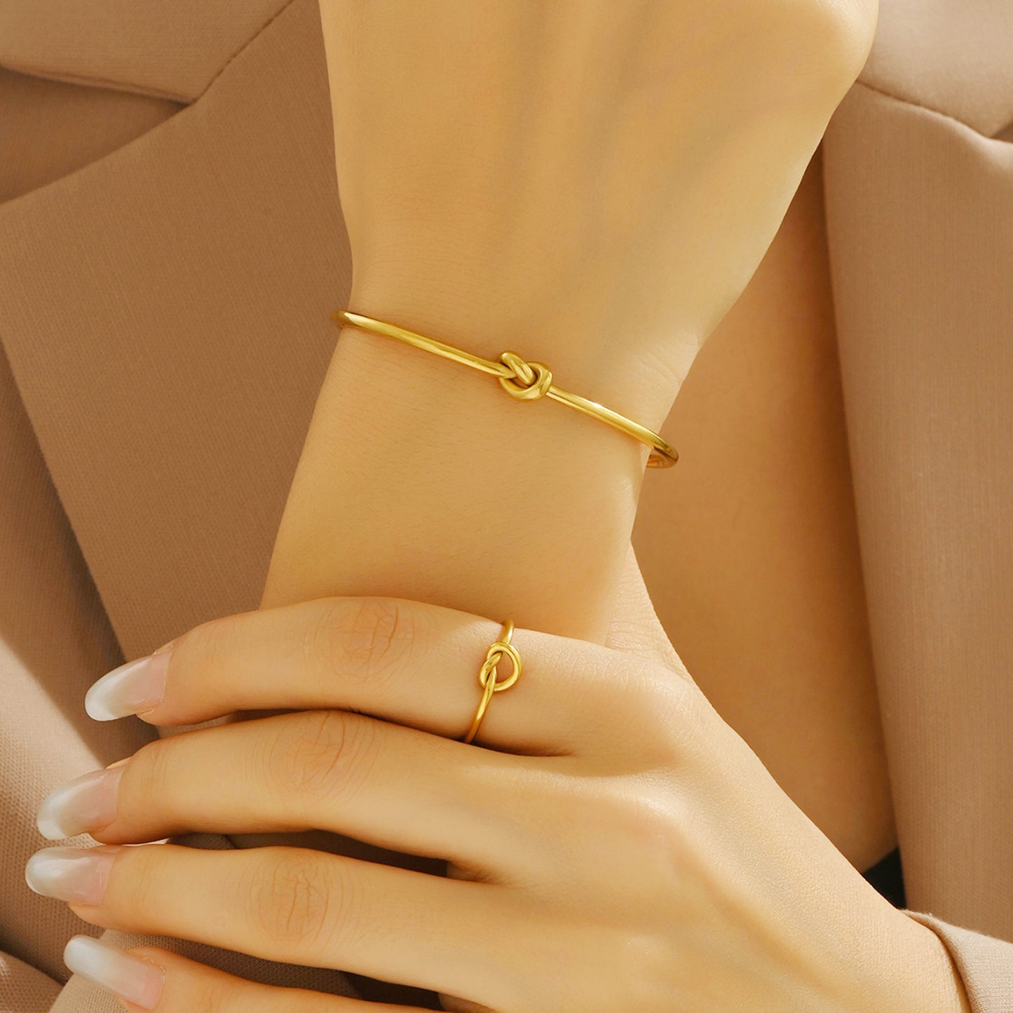 Schmuckset Gold Knoten Armband und Ring Edelstahl wasserfest hypoallergen rostfrei Karma