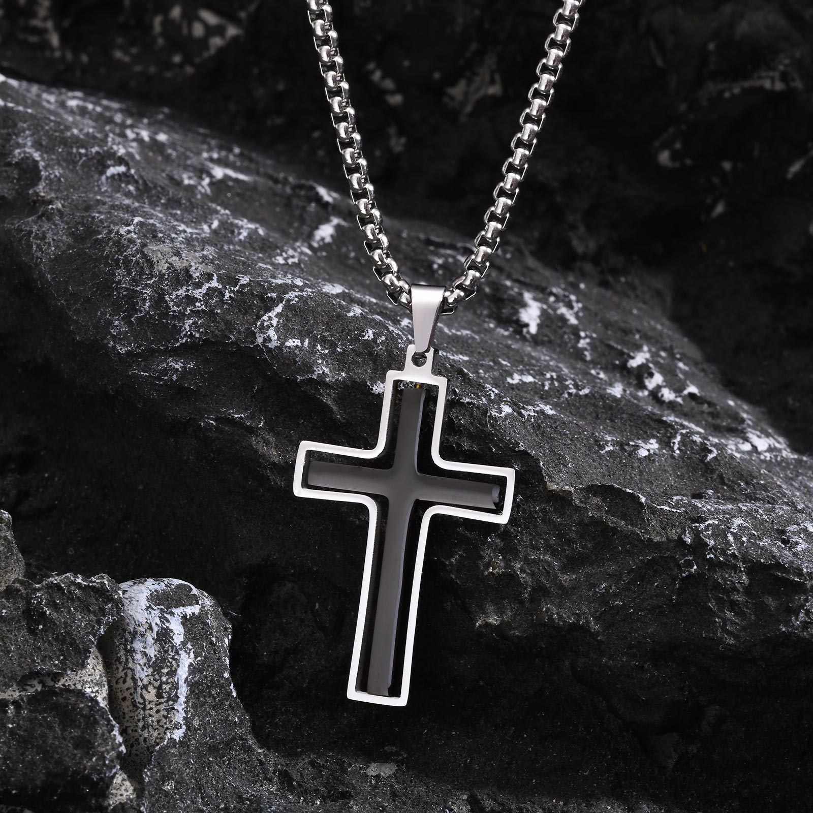 Herrenkette mit Anhänger Kreuz schwarz oder silber KARMA