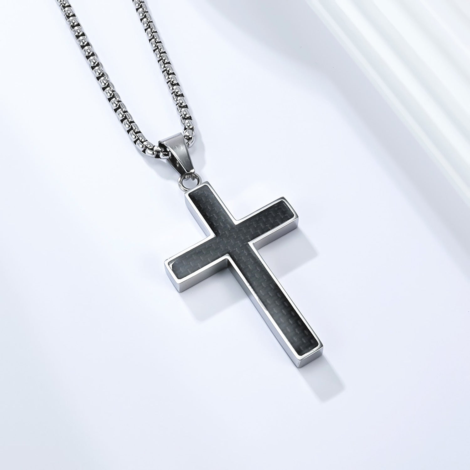 Halskette mit Kreuz Anhänger Herren Silber Titanstahl Carbon Herrenkette Kreuzkette Karma