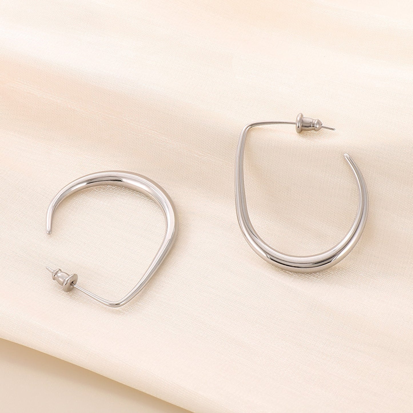 Edelstahl Creolen für Damen in Gold oder Rosegold 3,5 cm Damenohrringe KARMA