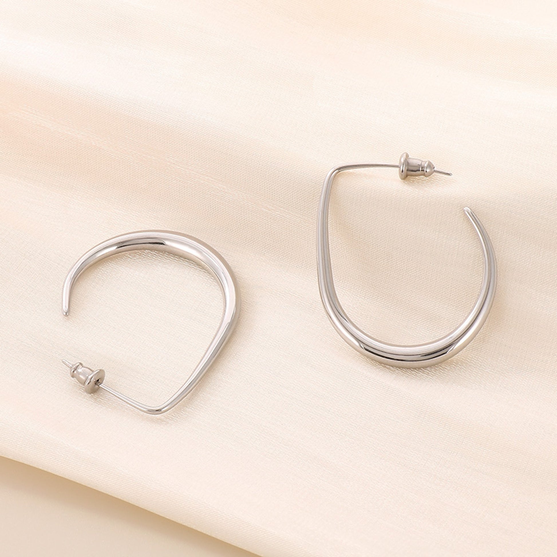 Edelstahl Creolen für Damen in Gold oder Rosegold 3,5 cm Damenohrringe KARMA