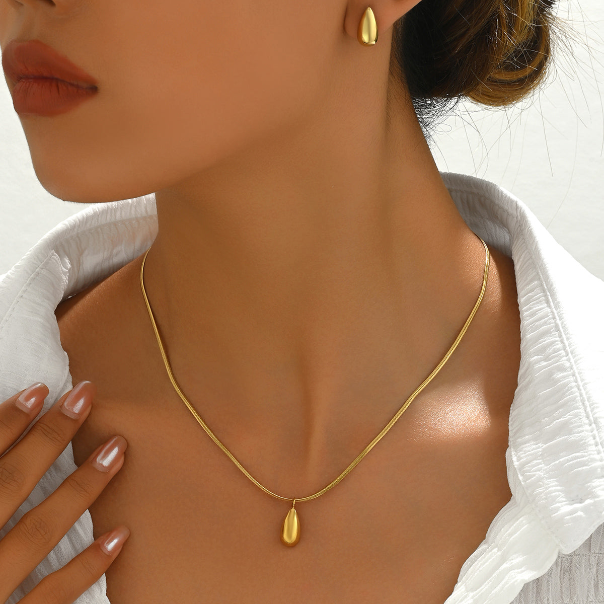 Schmuckset Ohrringe und Halskette Gold KARMA