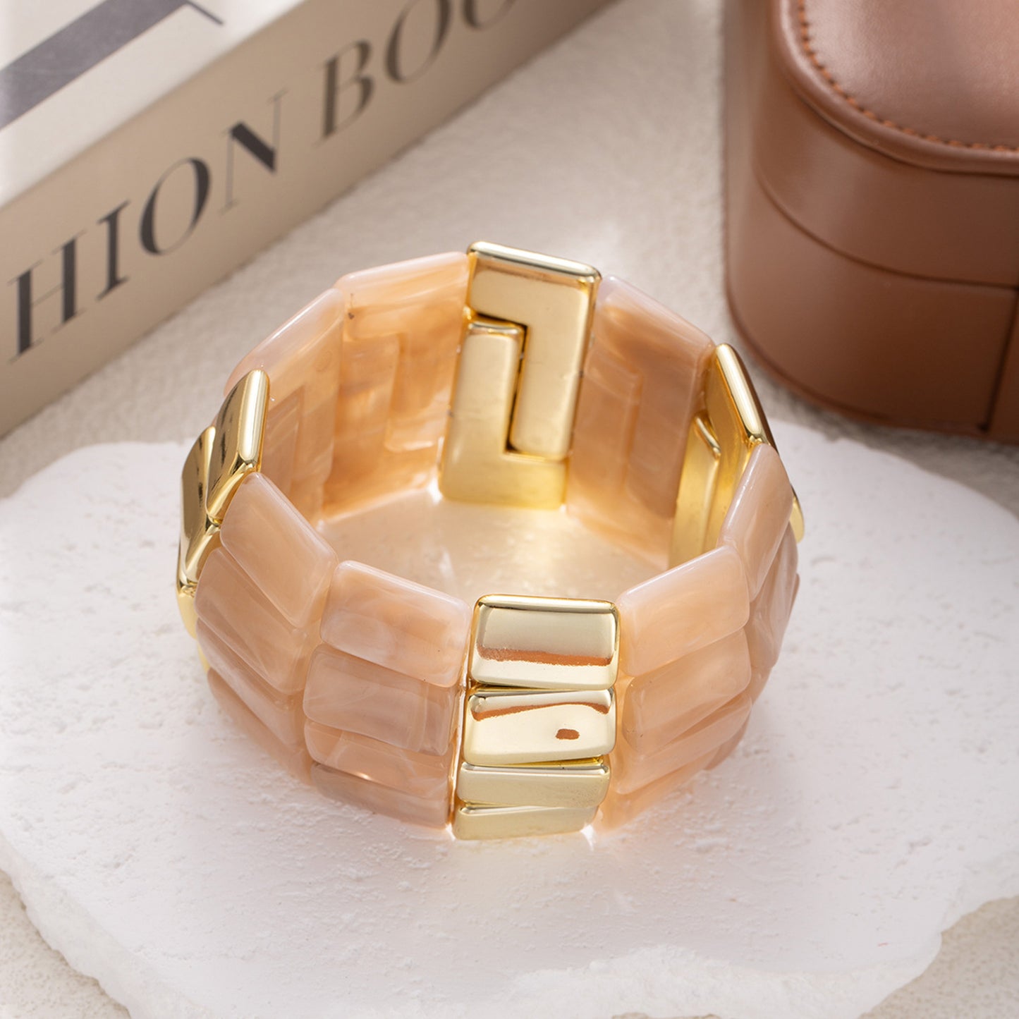 Breites Armband Damen Acryl vers. Farben modern dehnbar KARMA