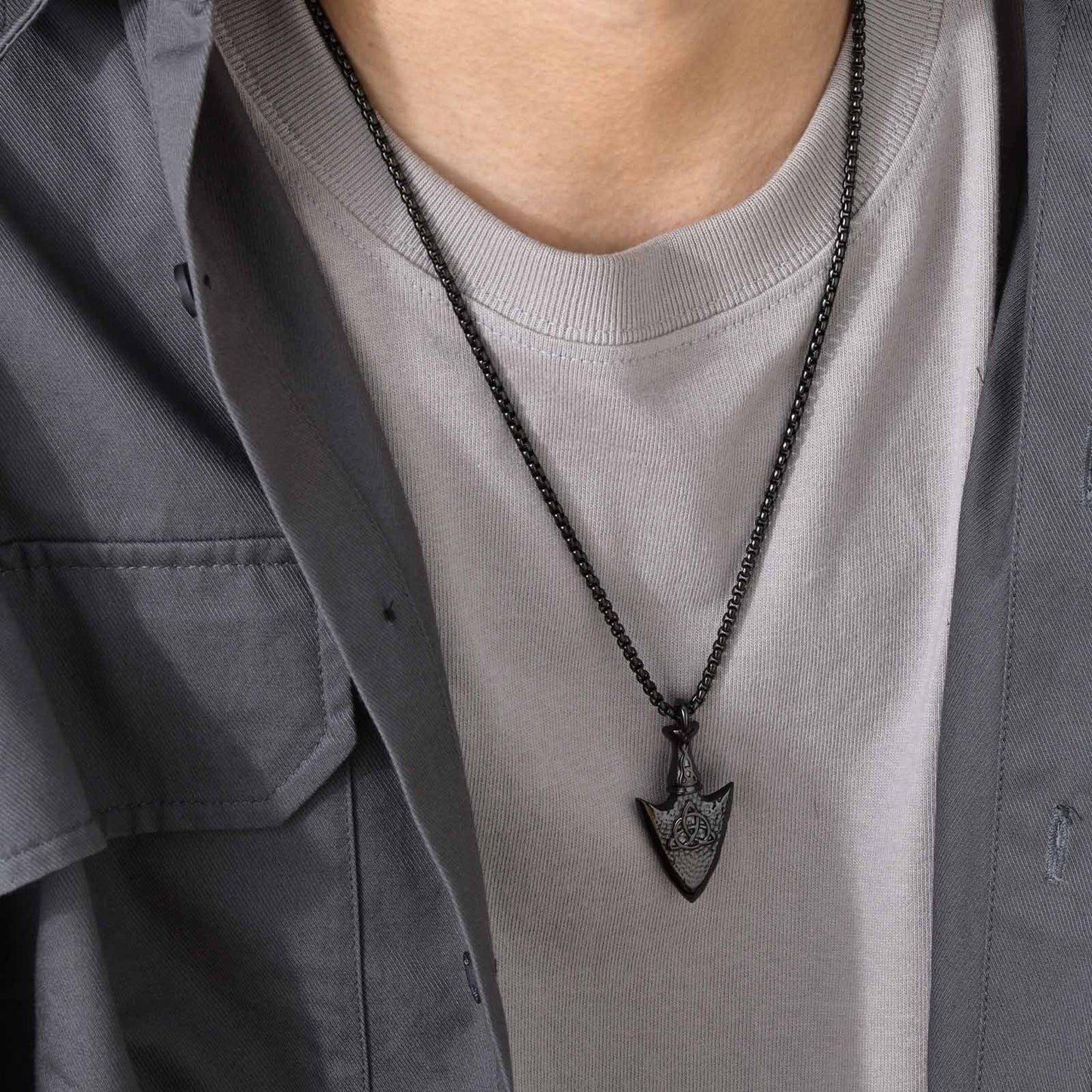 Kette Pfeilspitze Schwarz Herren Edelstahl Halskette KARMA