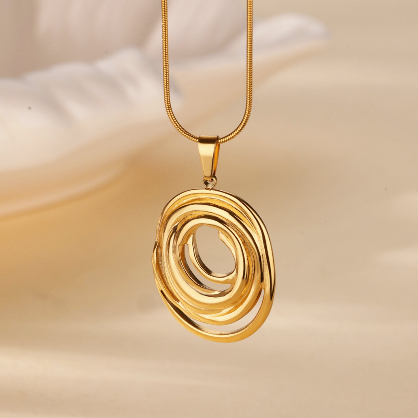 Schmuckset Gold Ring und Halskette Edelstahl vergoldet wasserfest hypoallergen rostfrei Karma