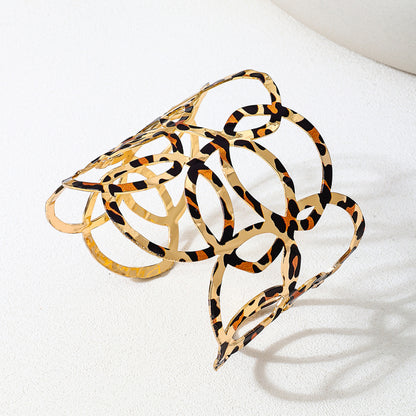 Armreif Leo Gold 6 cm modern Damenarmreif Armschmuck KARMA