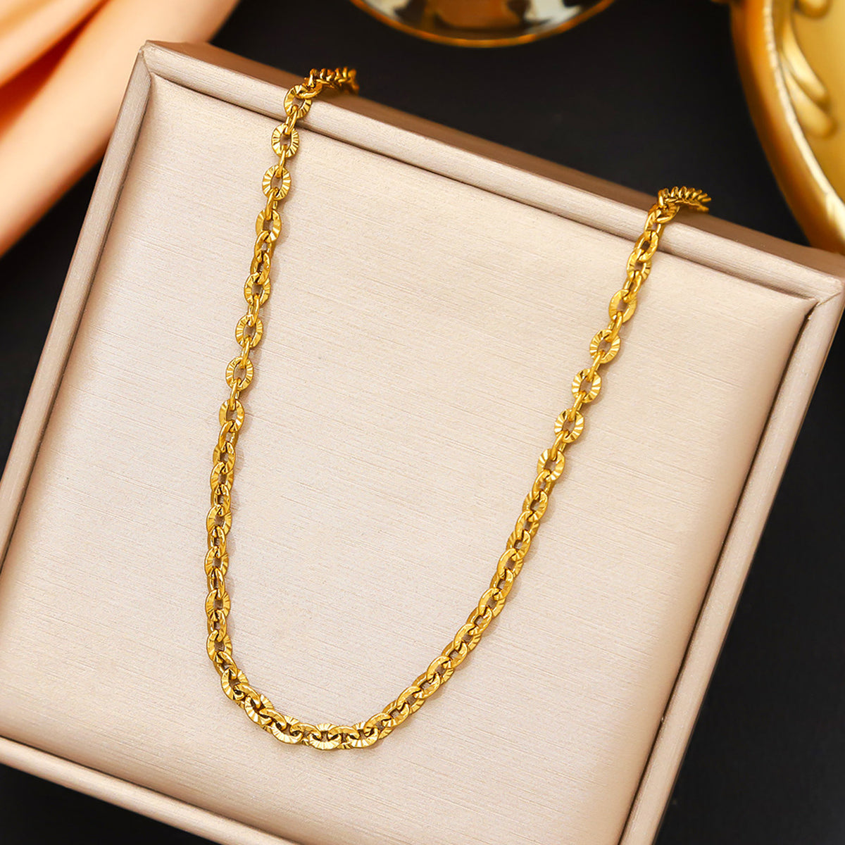 Schmuckset Damen Gold Edelstahl vergoldet Halskette Armband wasserfest hypoallergen Karma
