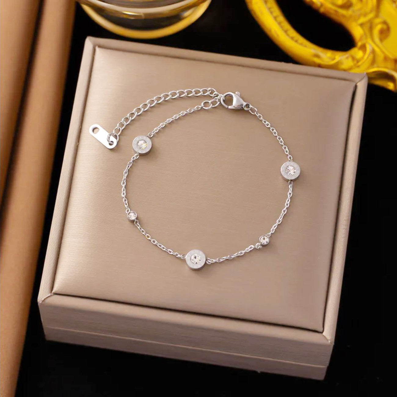 Armband mit Kristall Gold oder Silber KARMA
