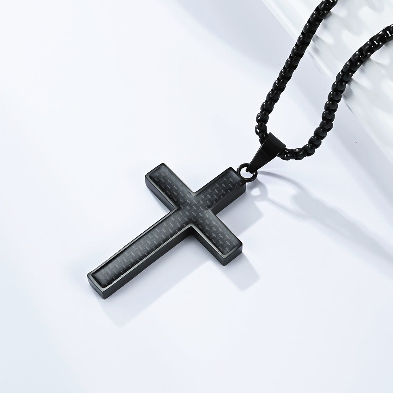 Halskette mit Kreuz Anhänger Herren Schwarz Titanstahl Carbon Herrenkette Kreuzkette Karma