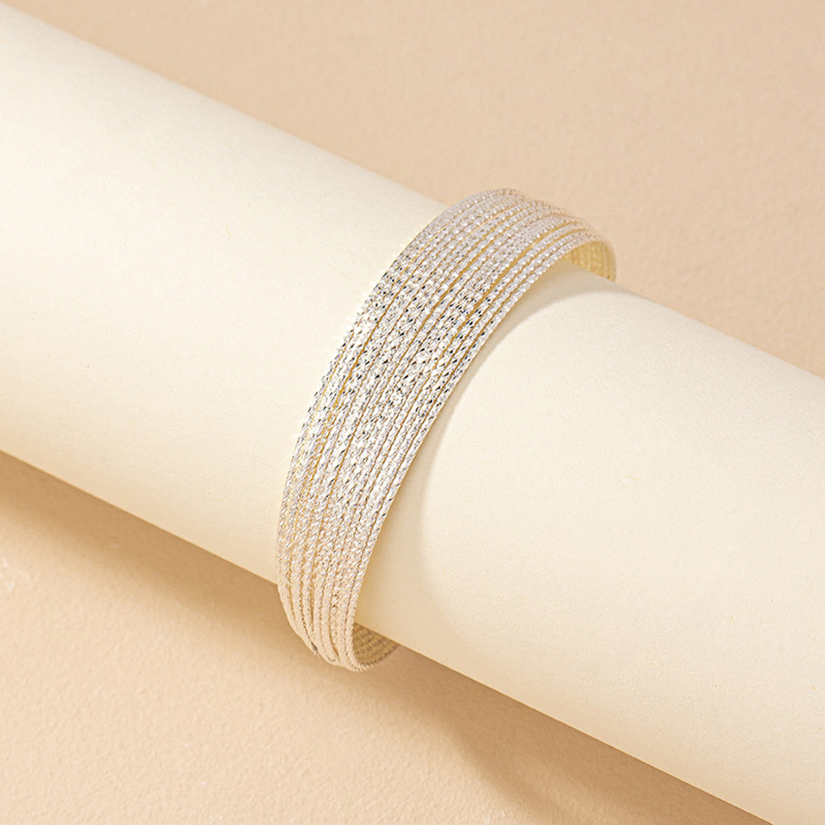 Armreif Metall Silber oder Gold dehnbar Karma