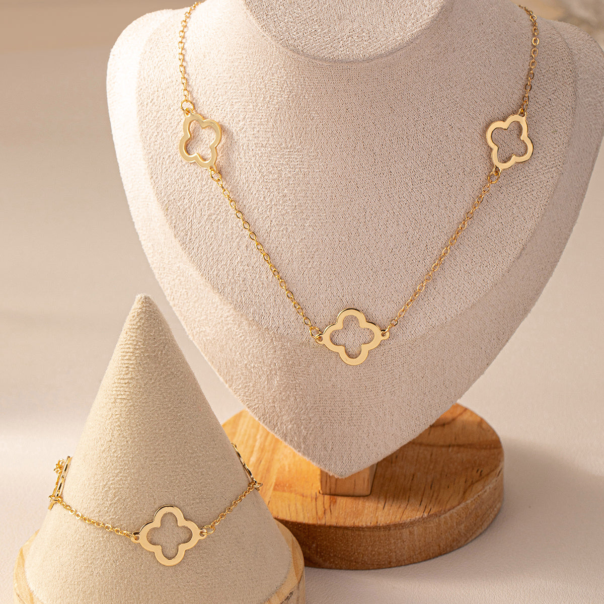 Schmuckset Damen Gold Kleeblätter KARMA