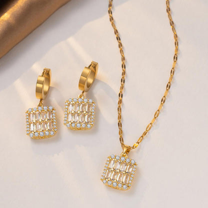 Schmuckset Kristalle Gold Halskette und Ohrringe Edelstahl vergoldet wasserfest hypoallergen rostfrei Karma