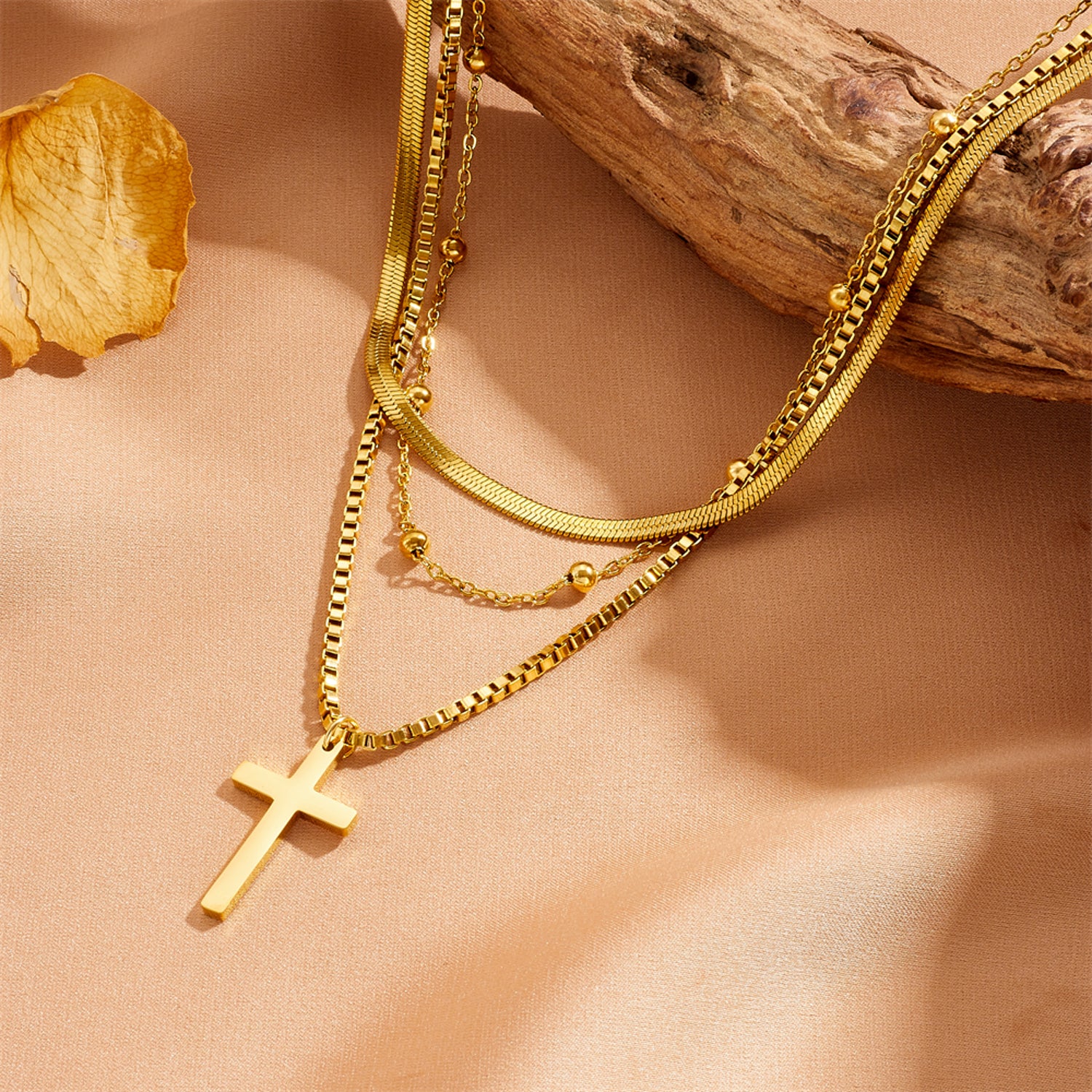 Layering Halskette Kreuz Damen Gold 40 cm Edelstahl PVD beschichtet wasserfest hypoallergern Kreuzkette Damenhalskette Karma