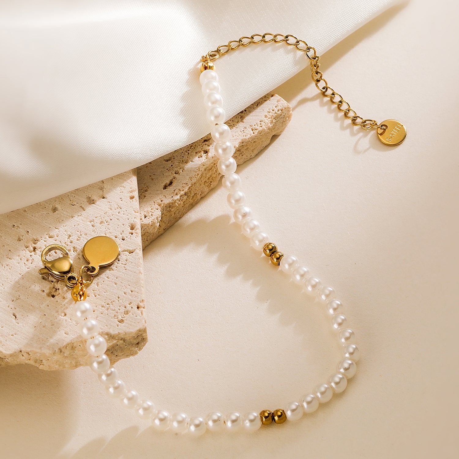 Perlenarmband filigran Gold KARMA