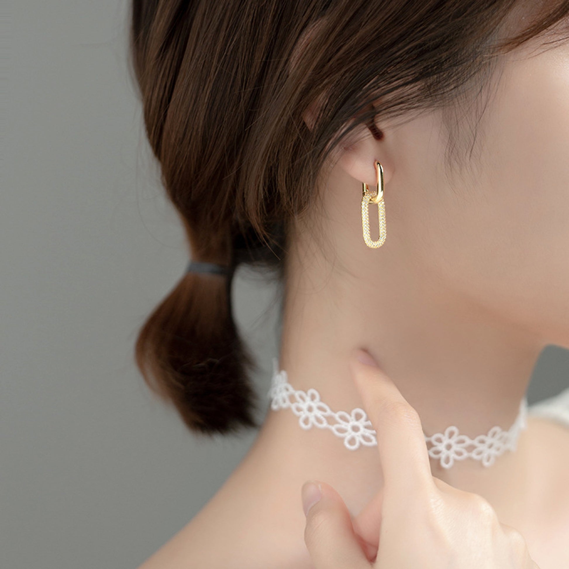Ohrringe Damen Gold Edelstahl Zirkone modern KARMA