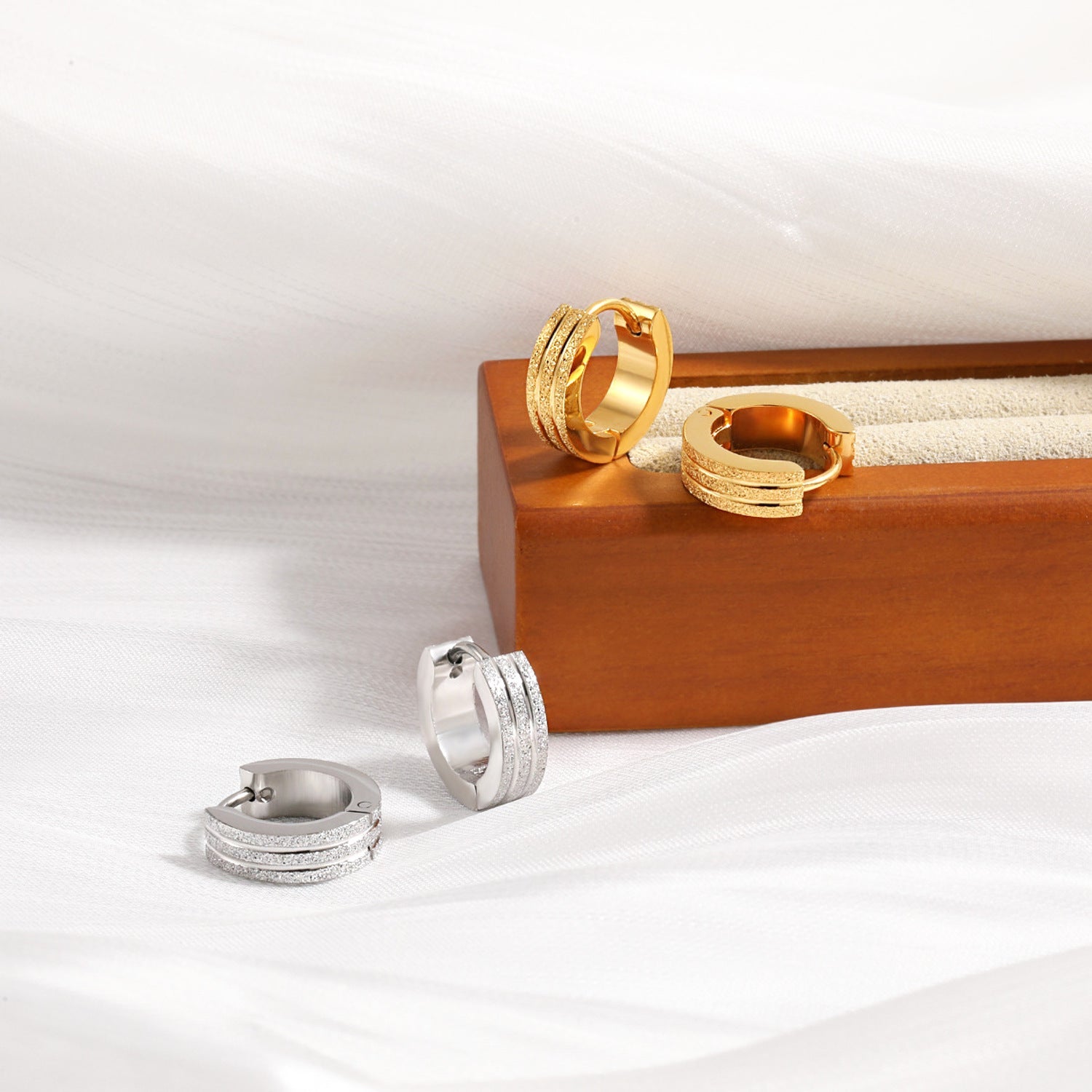 Creolen Edelstahl Gold oder Silber KARMA