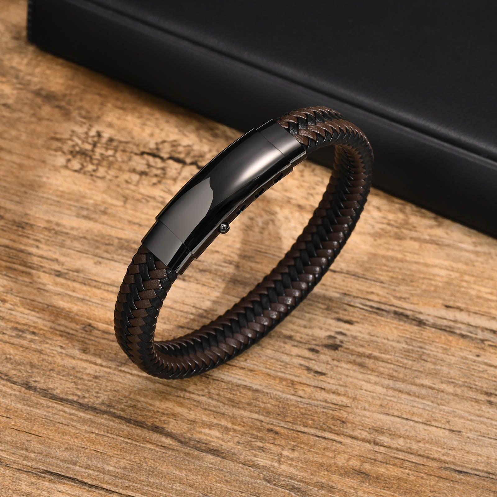 Herrenarmband Leder Edelstahl Schwarz KARMA