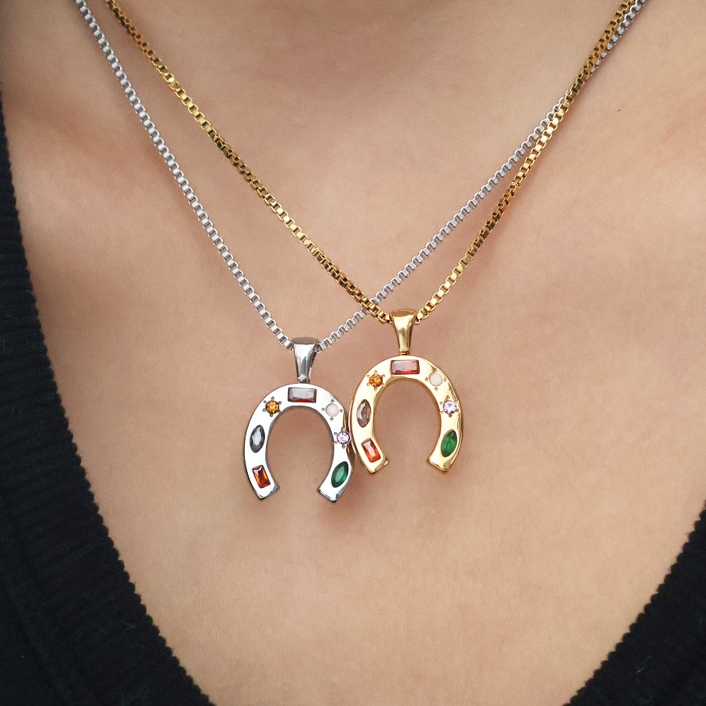 Halskette Hufeisen Gold Damen Edelstahl wasserfest hypoallergen Kette modern Karma