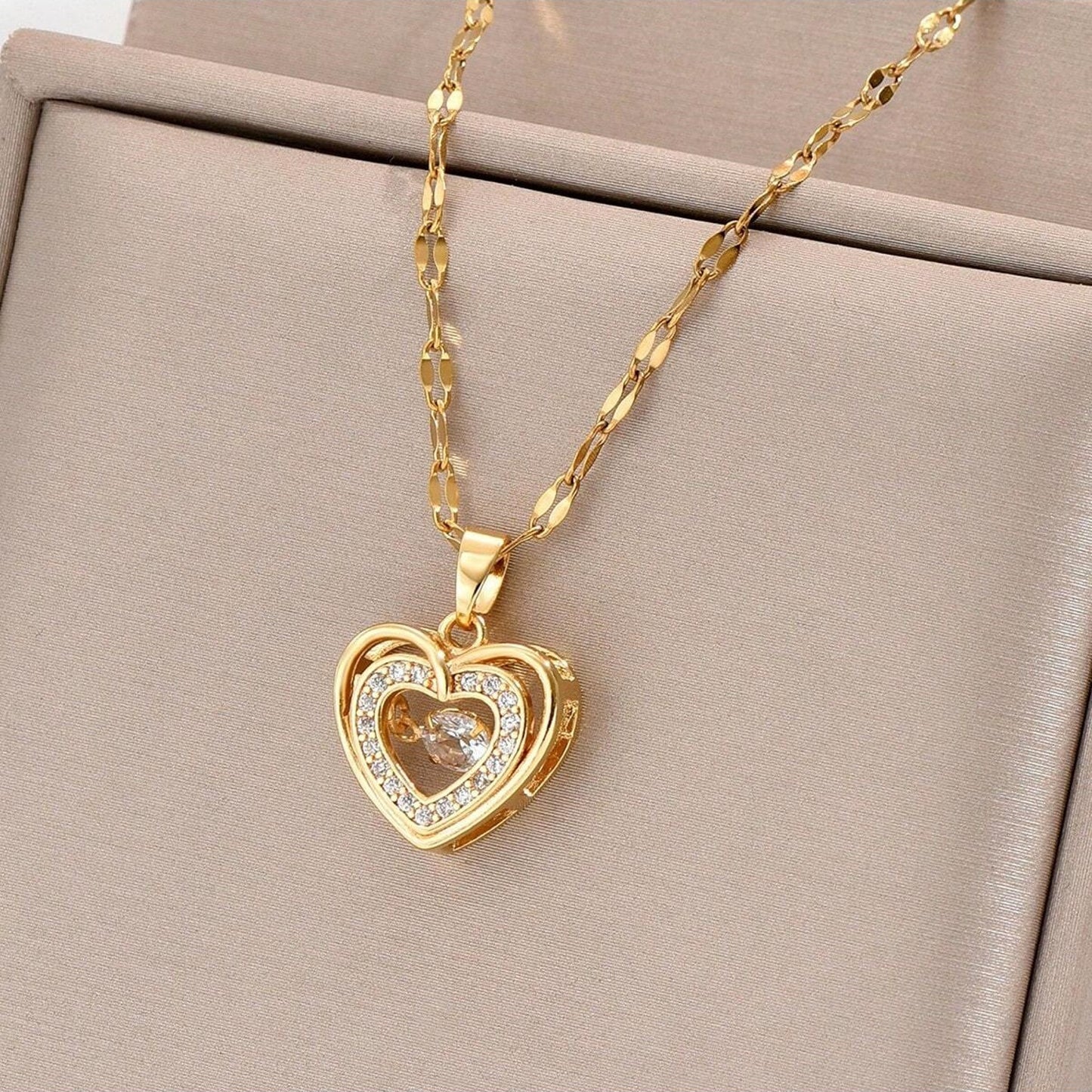 Halskette Herz Gold Kristalle Edelstahl vergoldet 40 cm wasserfest rostfrei Damen Kette Karma
