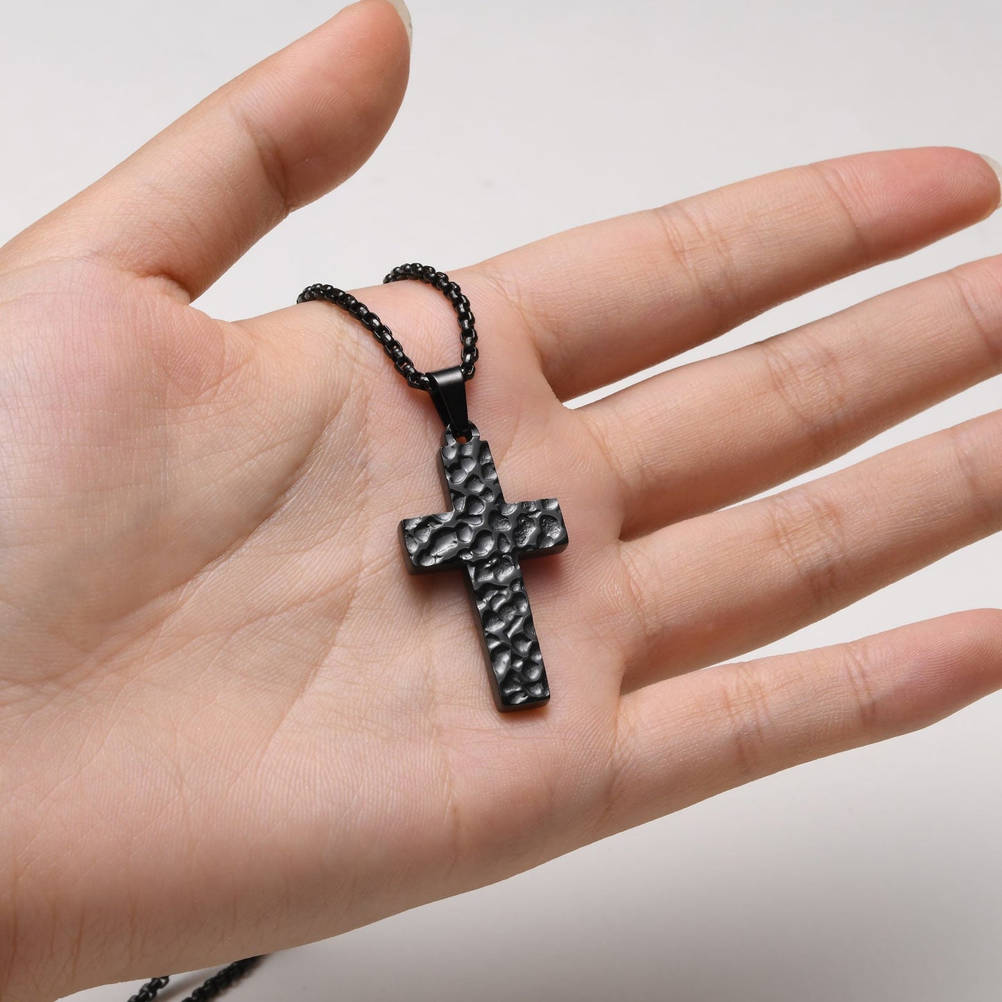 Halskette Herren mit Kreuzanhänger in Silber oder Schwarz KARMA