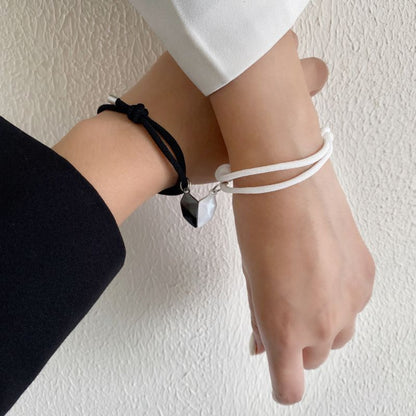 Freundschaftsarmbänder Herz Schwarz Weiß Textil magnetisch Armband Set Damen Karma