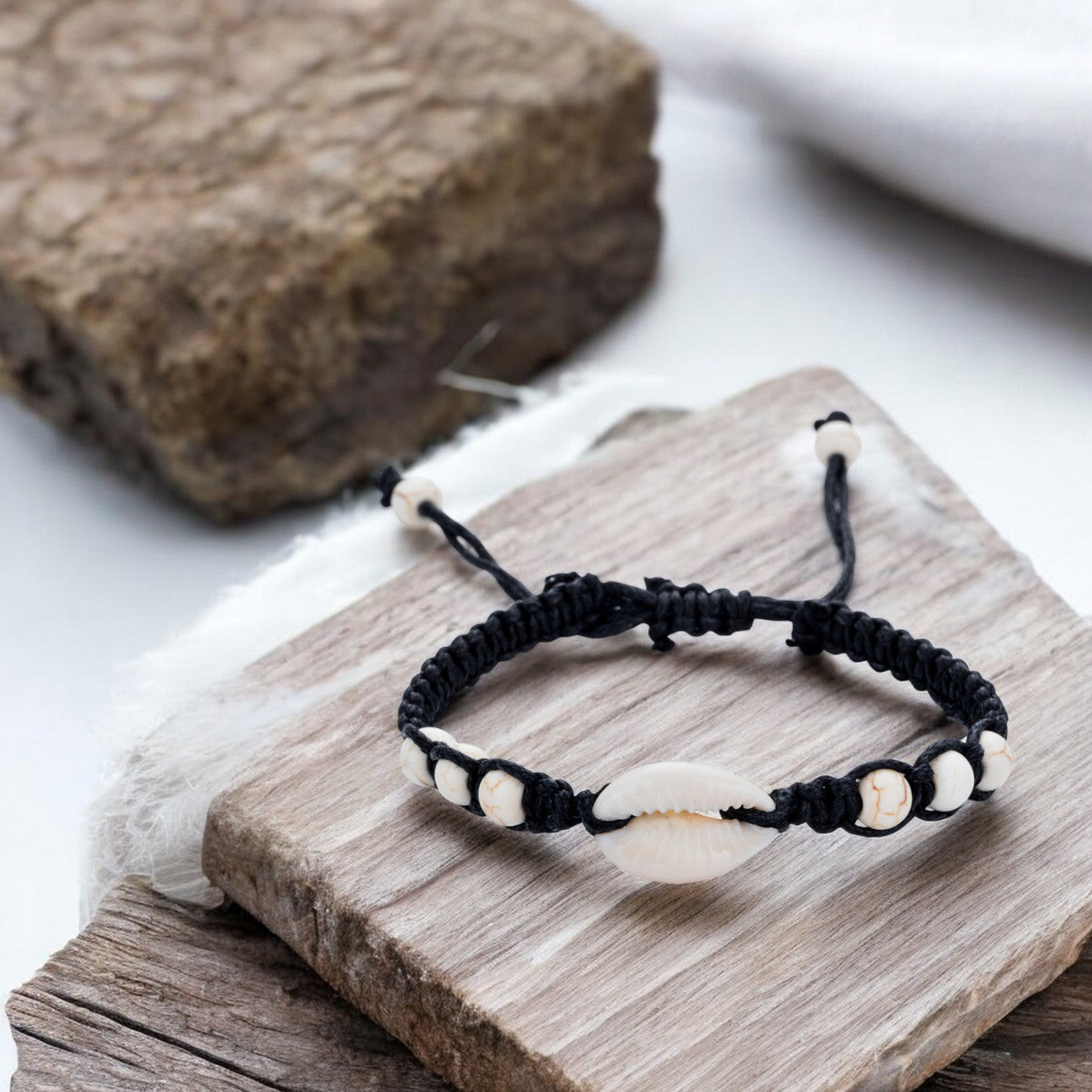 Muschelarmband Beige Türkis oder Schwarz Beige Karma