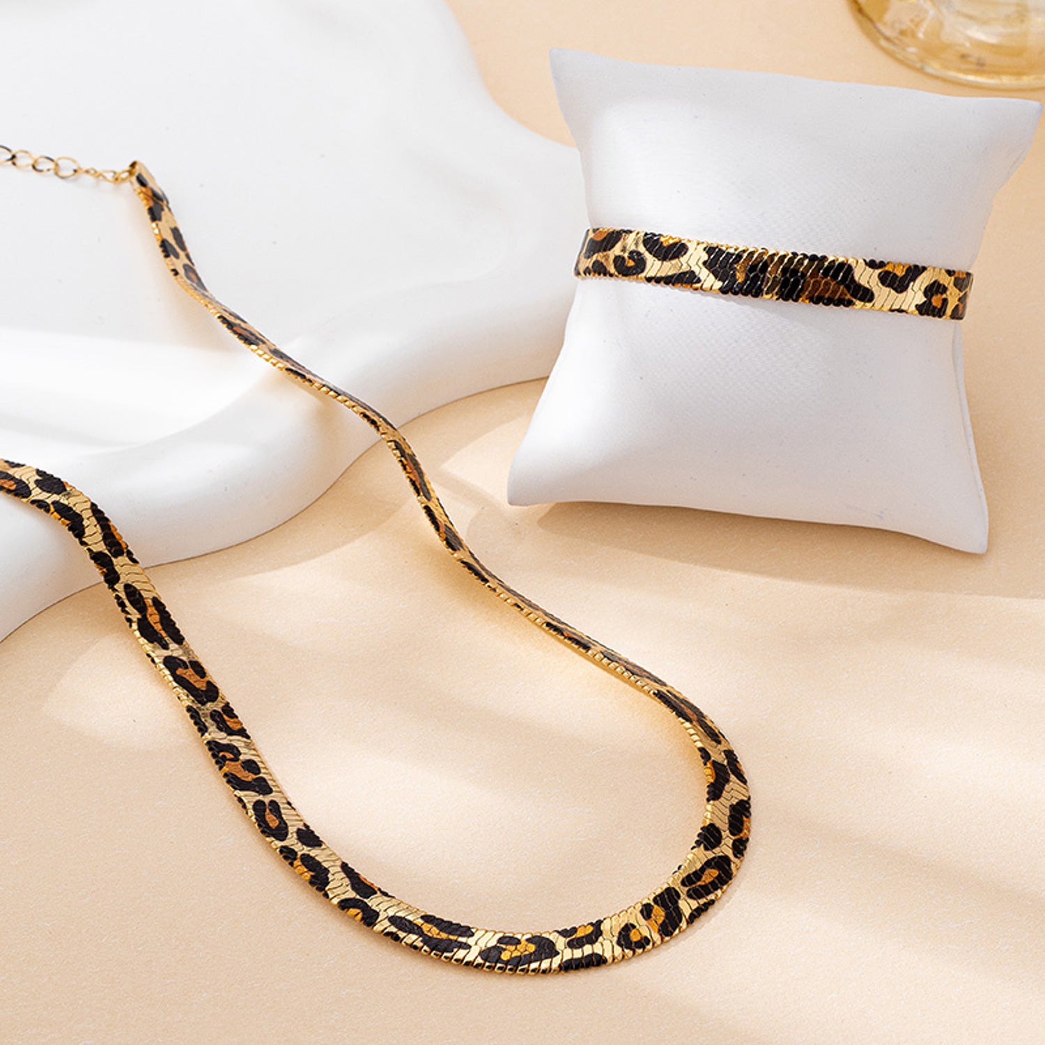 Schmuckset Leo Gold Armband und Kette vergoldet wasserfest hypoallergen rostfrei Karma