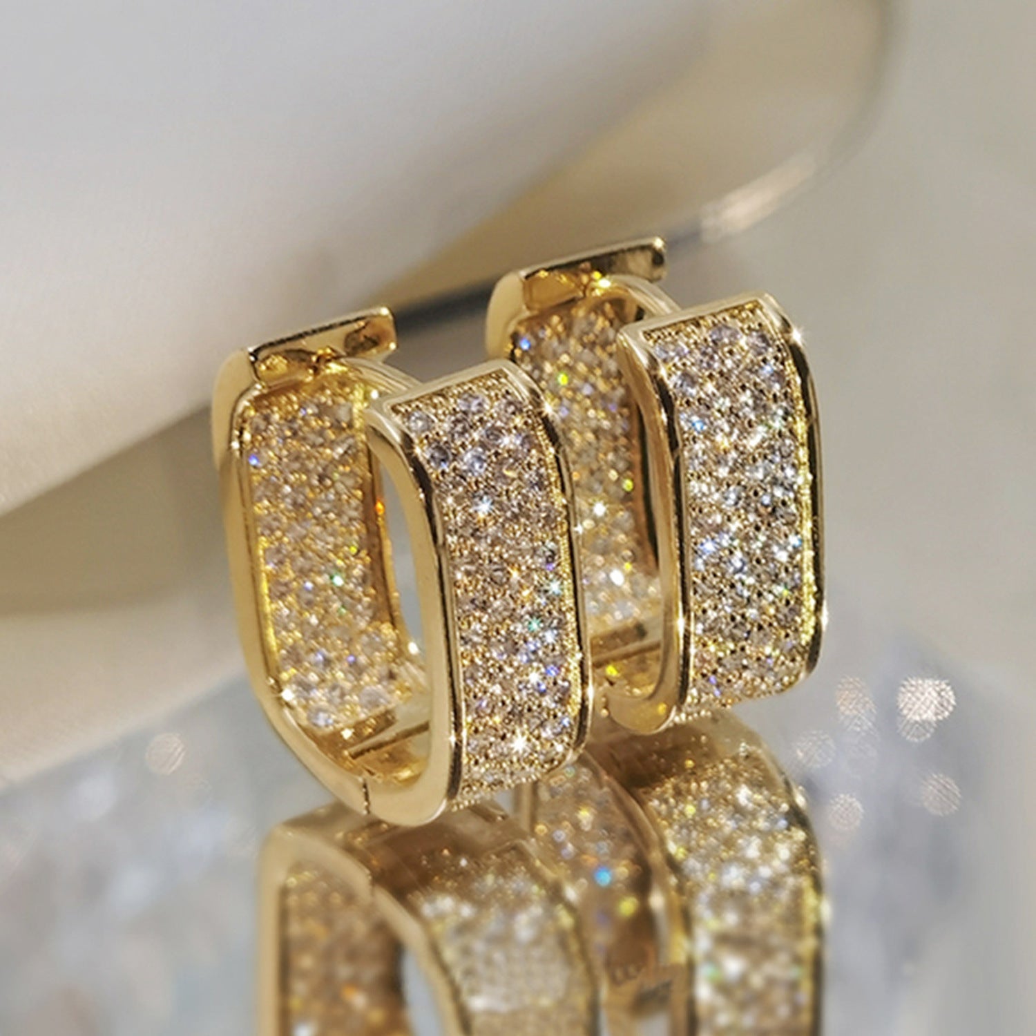 Breiten Creolen für Damen in Gold KARMA