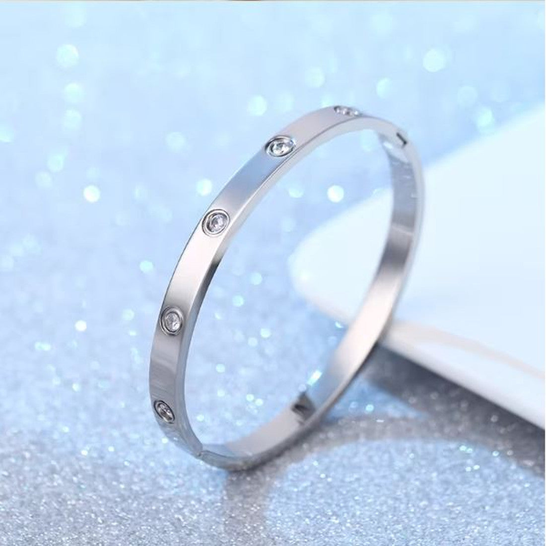 Damenarmreif in Silber aus Edelstahl Karma