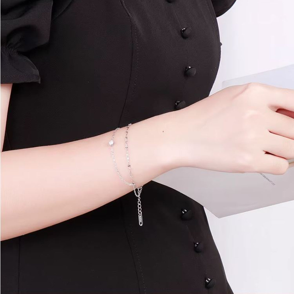 Filigranes Armband mit Zirkon KARMA