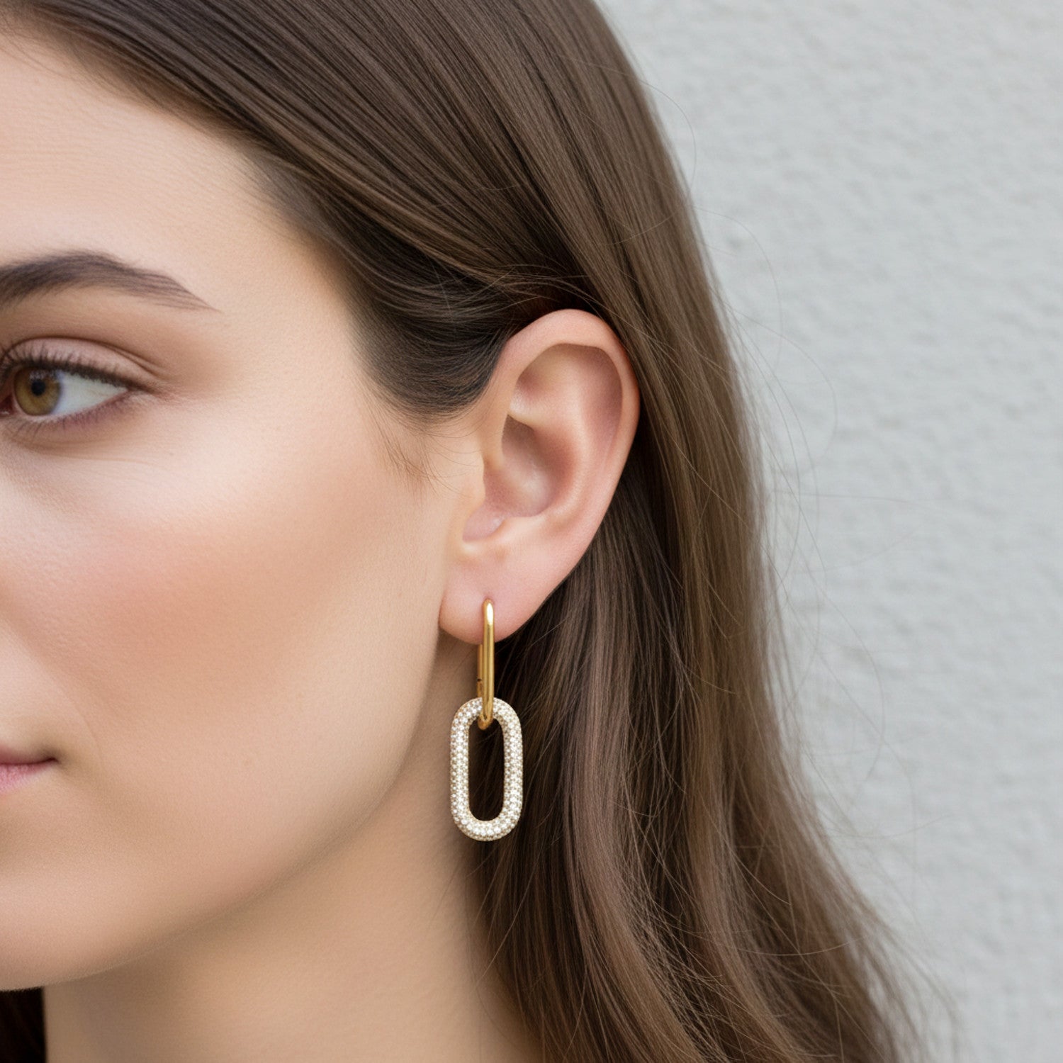 Ohrringe mit Zirkonia aus Edelstahl vergoldet Damenohrringe Gold Karma