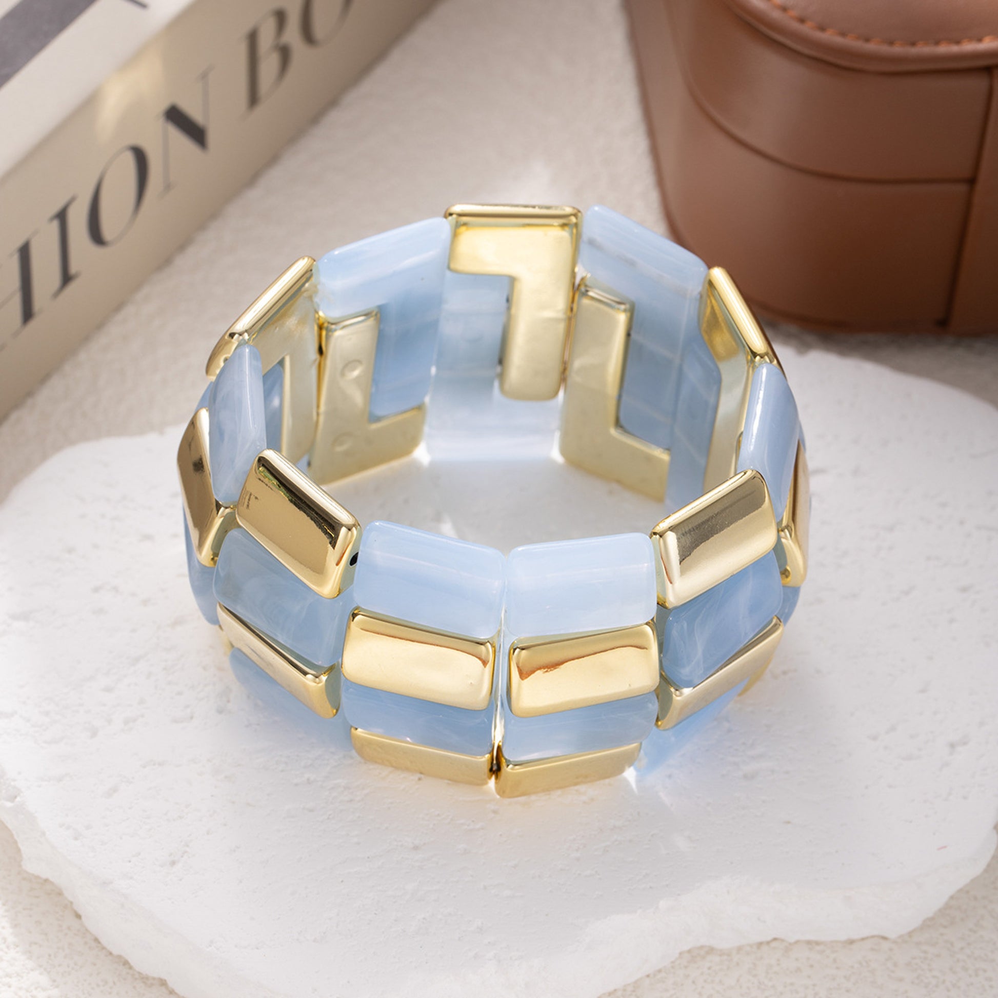 Breites Armband Damen Acryl vers. Farben modern dehnbar KARMA