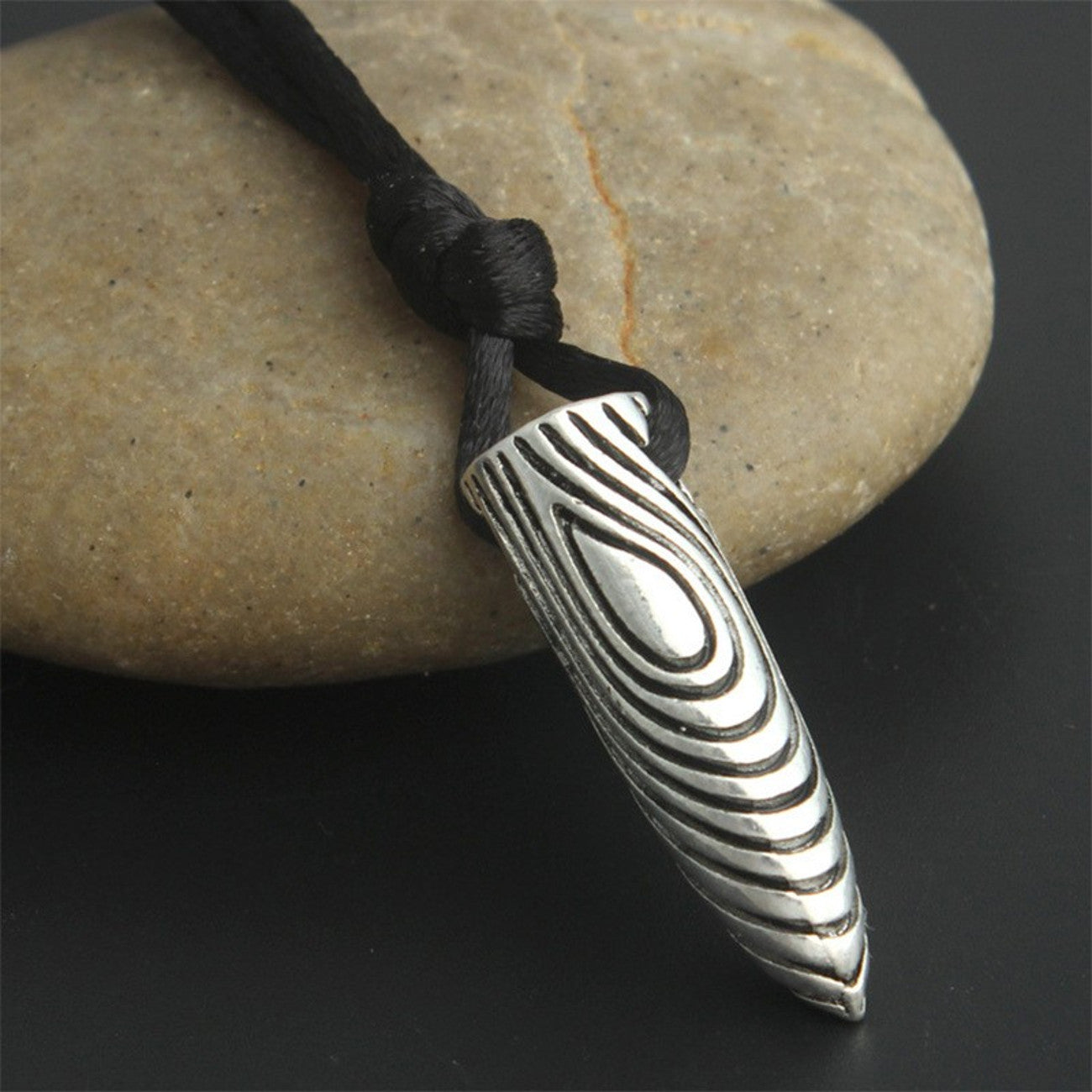 Kette mit Anhänger Schwarz Silber KARMA