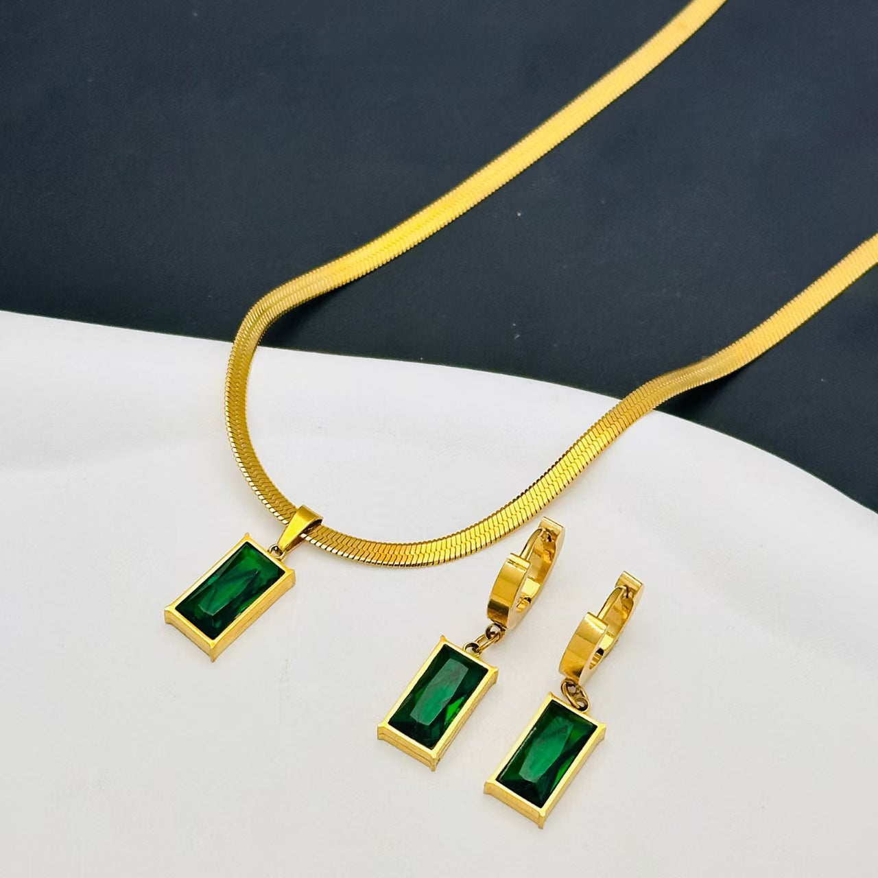 Schmuckset Gold Grün Karma