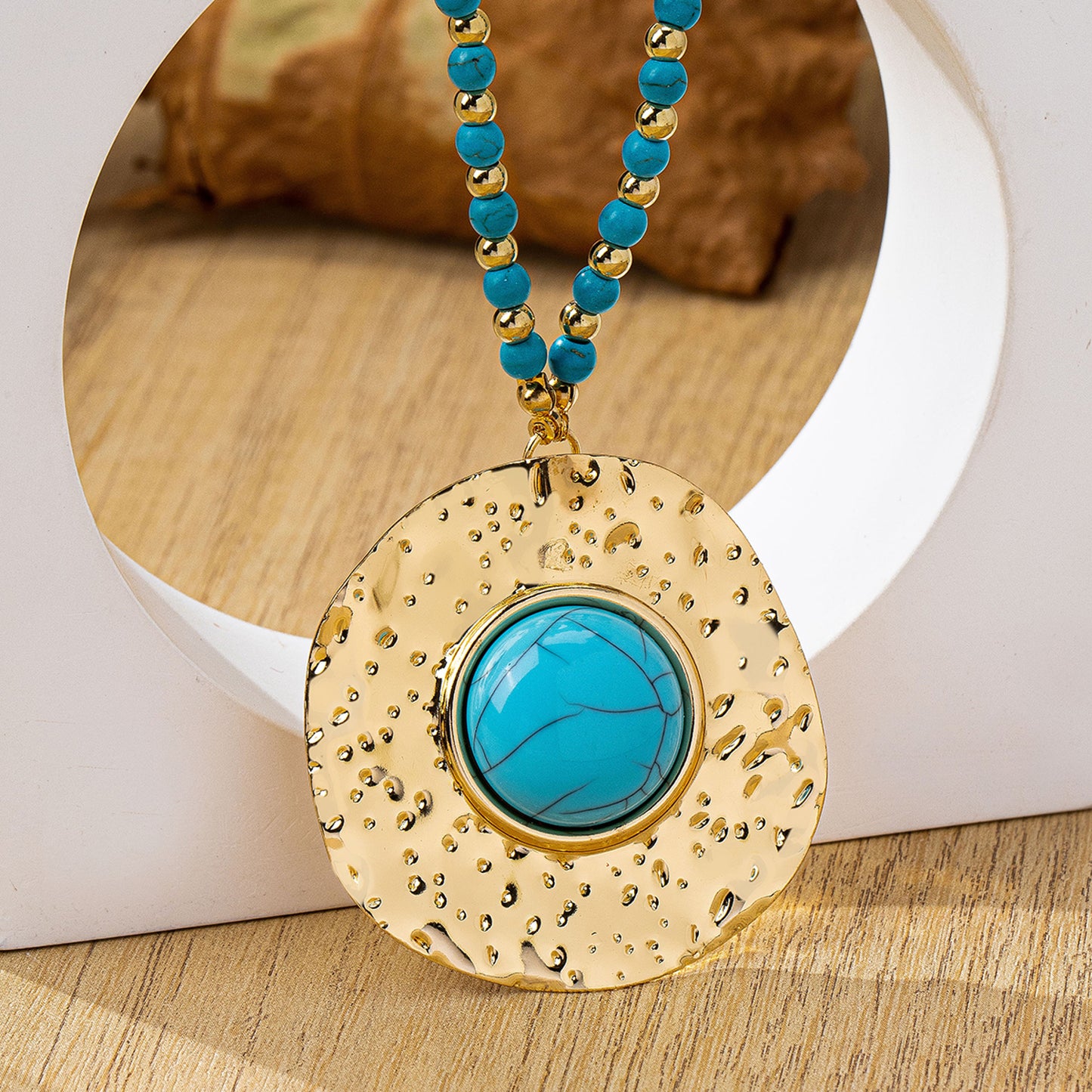 Lange Halskette Türkis Gold Perlen 68 cm Damen Kette mit Anhänger Karma