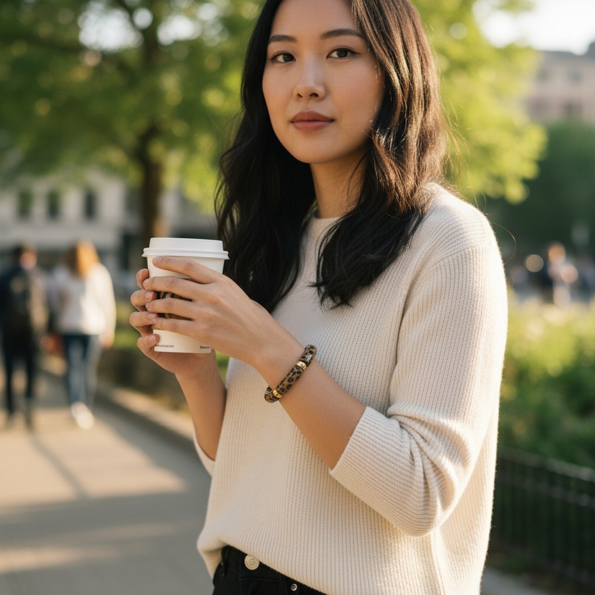 Armband Acryl Leo Bernstein vers. Farben modern dehnbar KARMA