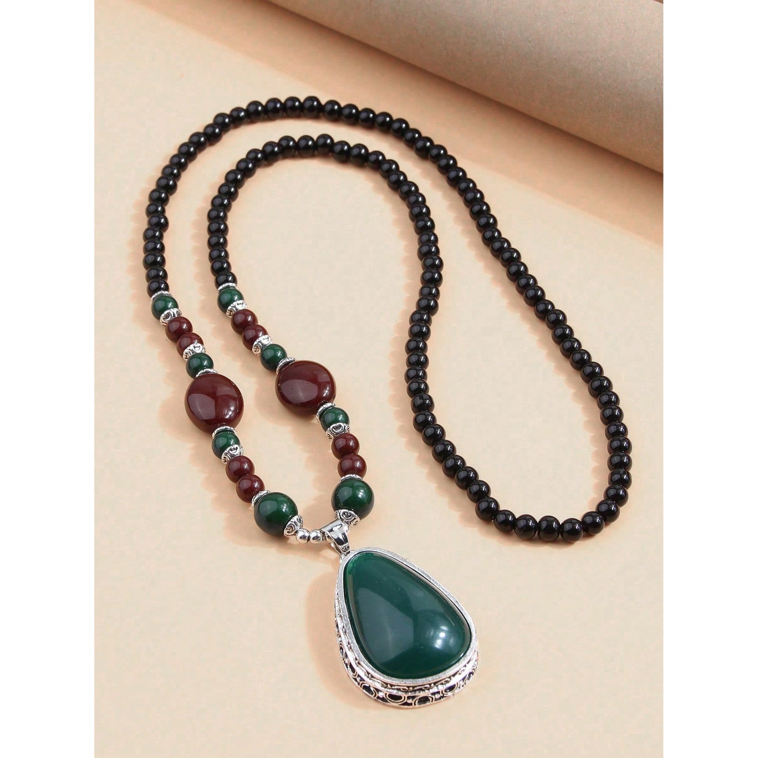 Lange Halskette Tropfen Anhänger Grün Schwarz Braun 80 cm Pulloverkette Damen Kette Karma