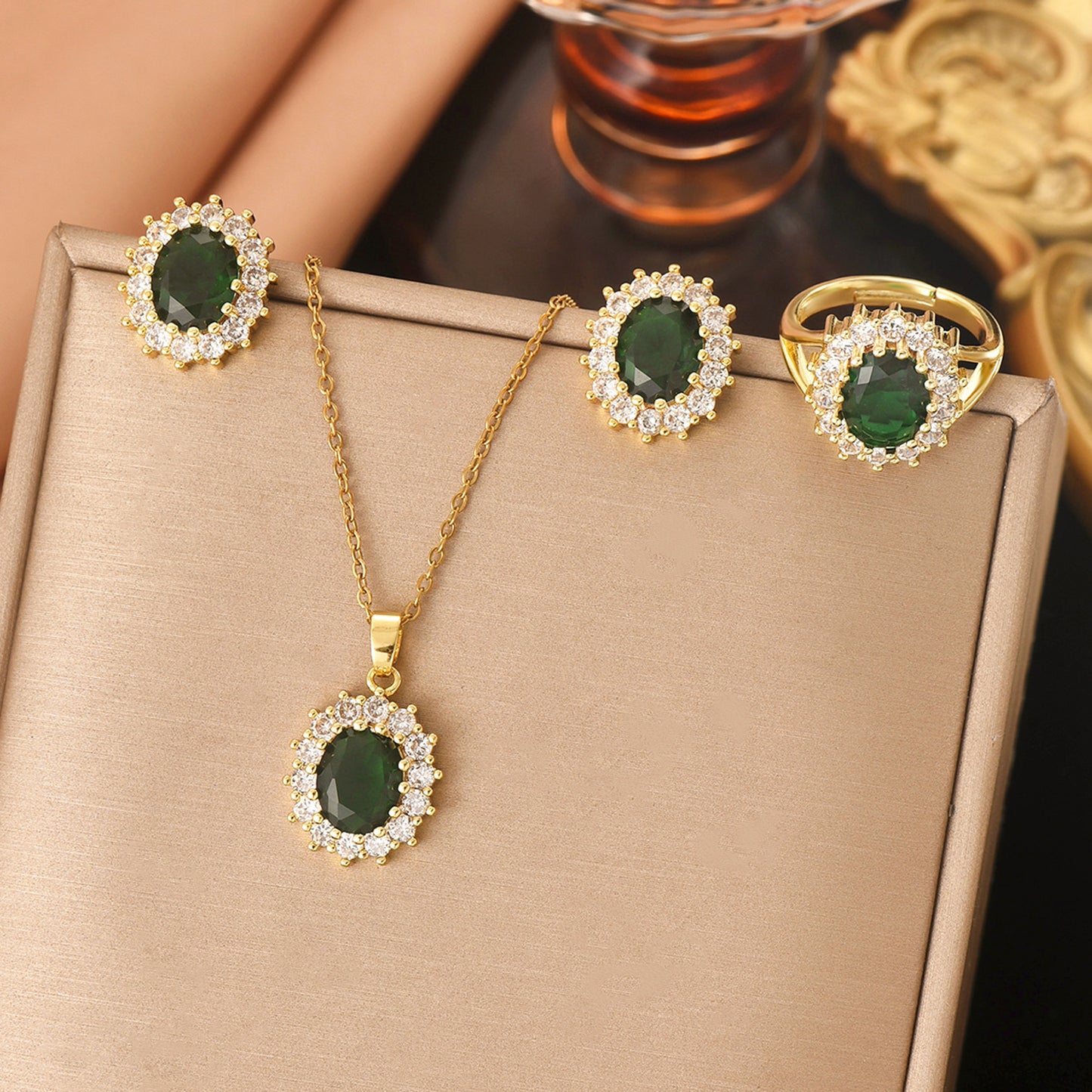 Schmuckset Gold Grün Kette Ohrringe Ring Damen Edelstahl wasserfest hypoallergen Karma