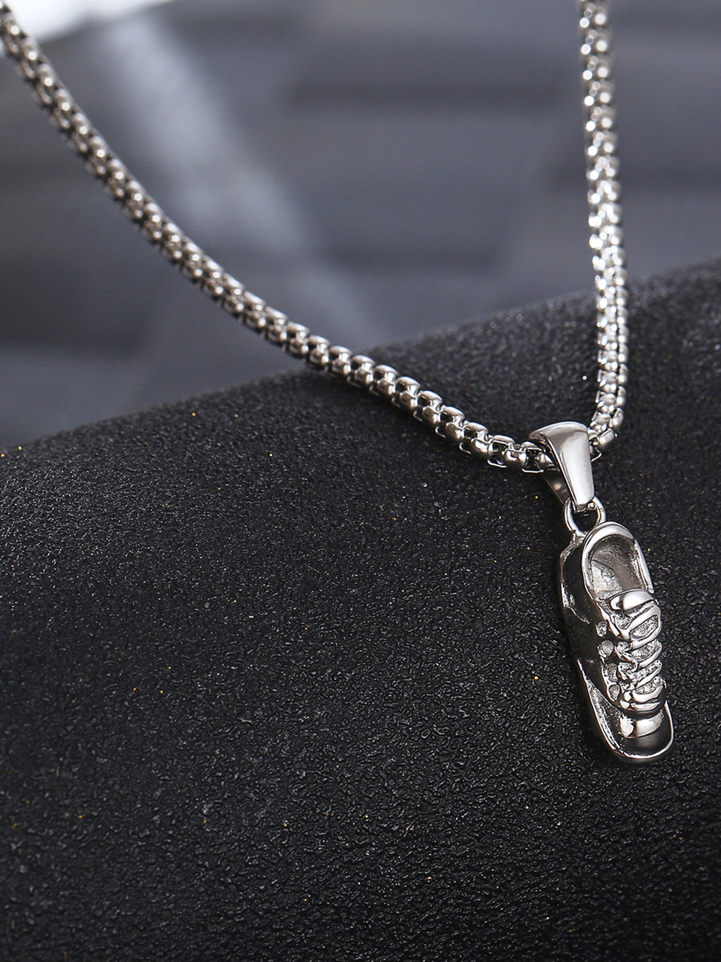 Halskette mit Fußball Schuh Anhänger Edelstahl 60cm KARMA